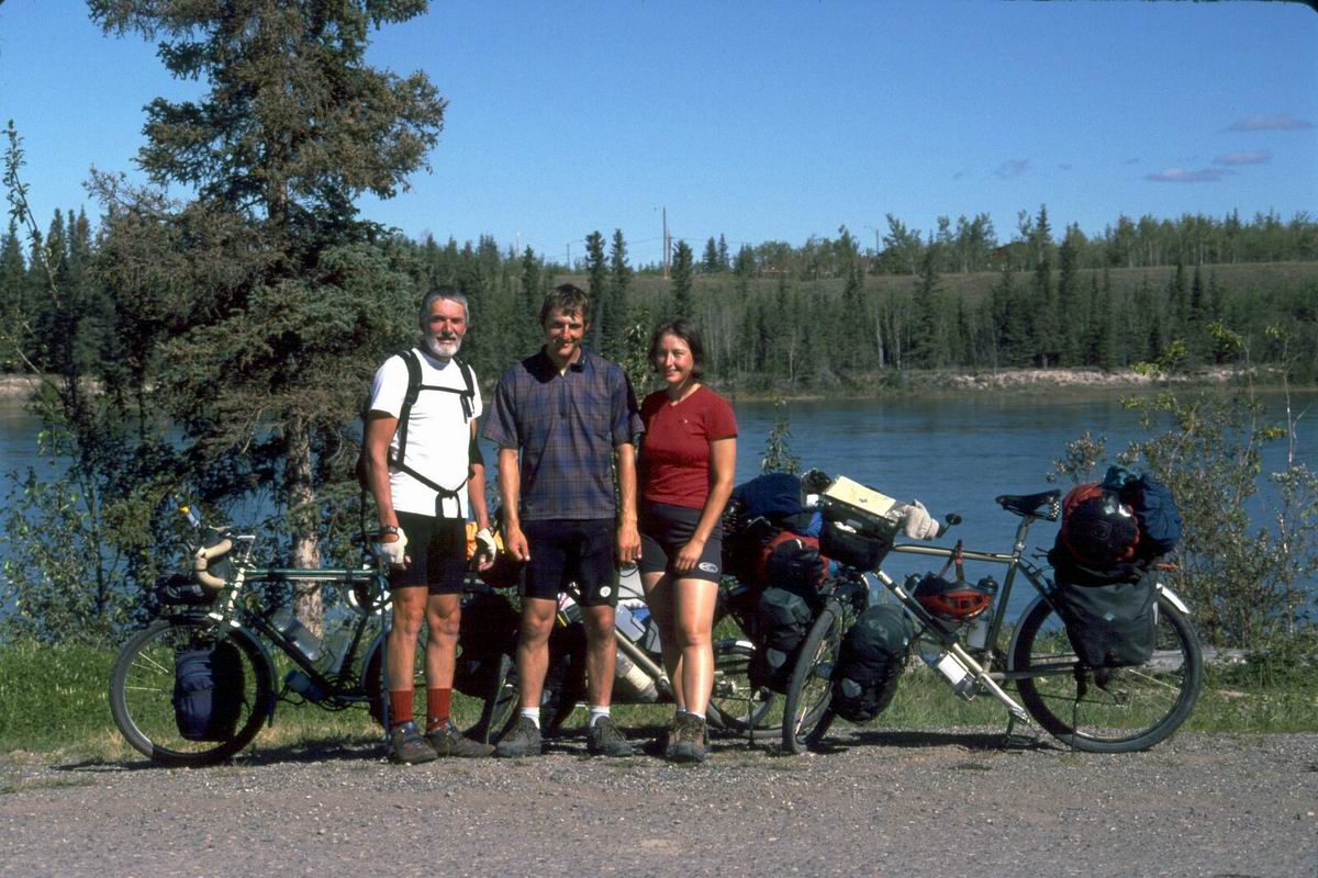 156 Parting picture at Carmacks.jpg