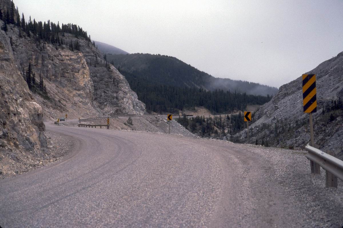 195 Up to Summit Pass.jpg