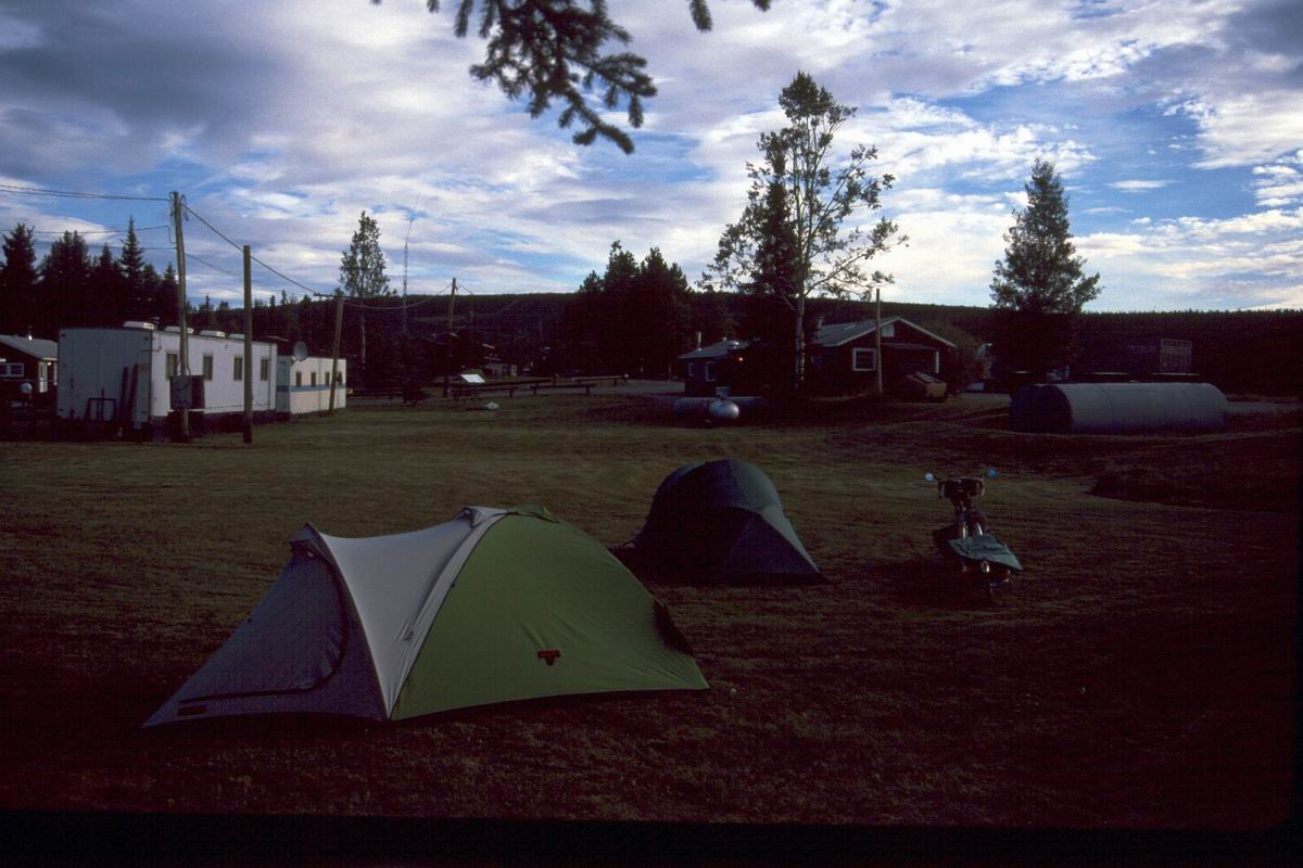 207 Buckinghorse River camp.jpg