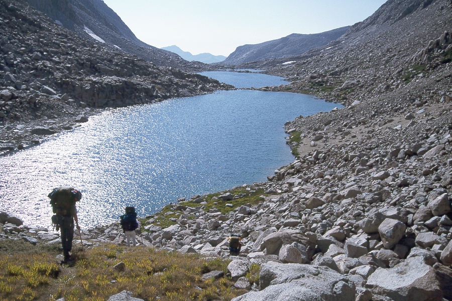 082 Ledge over 4th lake.jpg