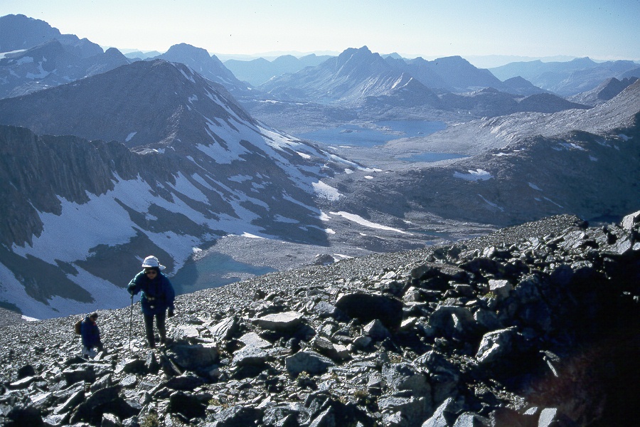 197 Su and Jan arriving.jpg