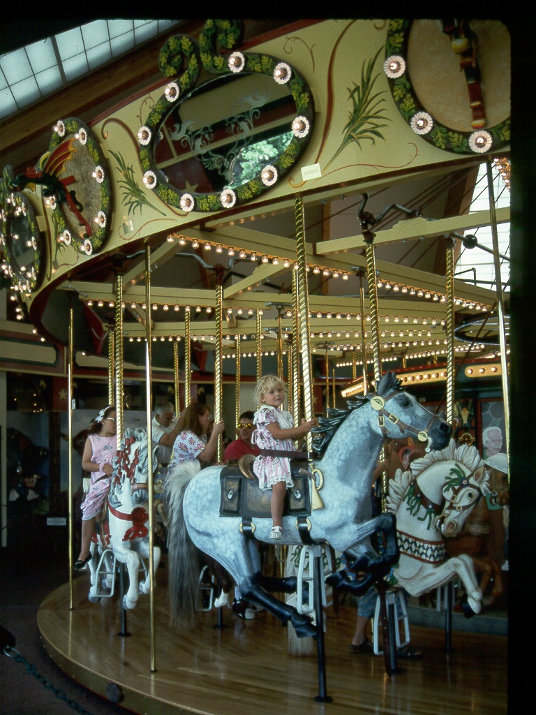 066 Local entertainment.jpg