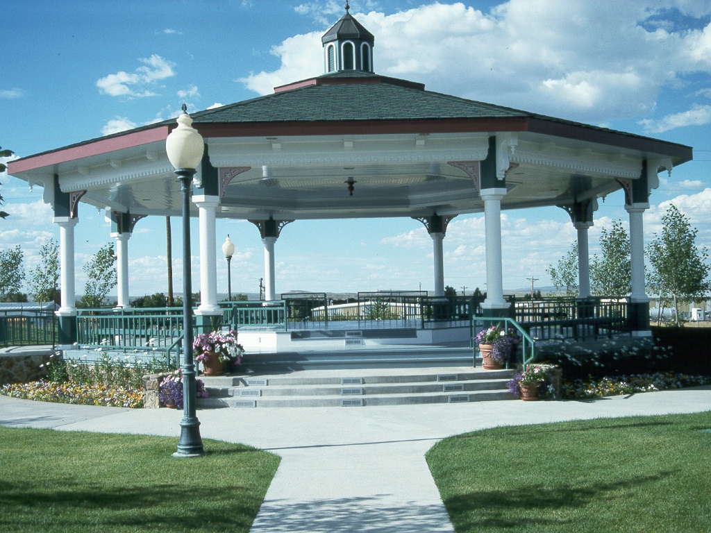 081 Lunch in Saratoga.jpg